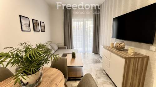 Bardzo atrakcyjny apartament przy promenadzie.