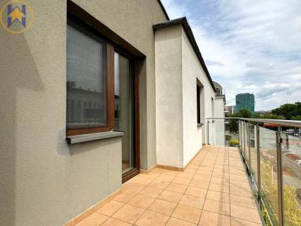 OLSZA balkon,winda,miejsce postojowe,po remoncie