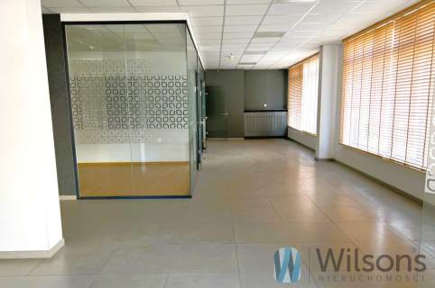 Duży lokal z ogródkiem 272 m2 dwa wejścia
