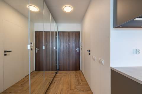Stylowy apartament w prestiżowej Hanza Tower