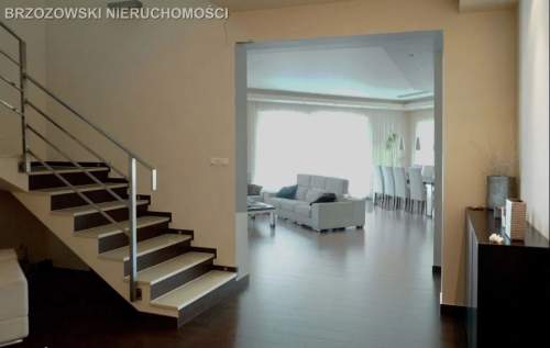 BIAŁOŁĘKA, dom 290 m2, Olesin, wolnostojący