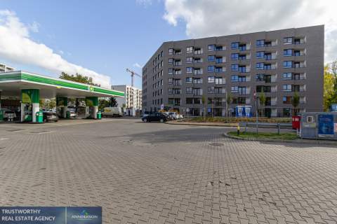 Lokal pod usługi/handel/biuro blisko centrum.
