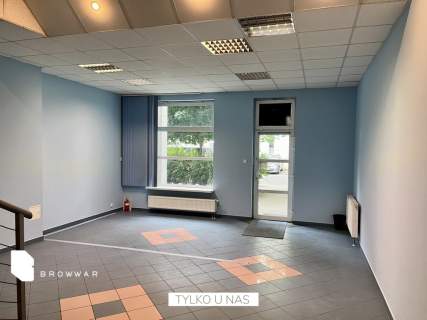Lokal z witrynami na parterze 68m2 Budynek Atanera