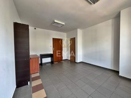 Lokal użytkowy w centrum 127 m2.