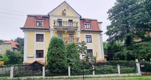 Hotel Szczawno-Zdrój. Możliwość bud. apartamentów