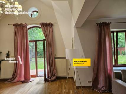 Elegancki dom wolnostojący Wawer do wejścia