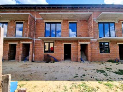 Dwupoziomowe mieszkanie z tarasem i balkonem