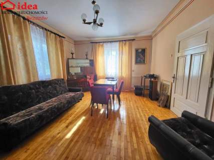 DOM Z LINIĄ BRZEGOWĄ