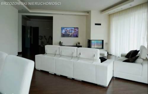 BIAŁOŁĘKA, dom 290 m2, Olesin, wolnostojący