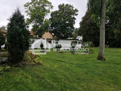 Urokliwy ośrodek nad morzem i jeziorem Nowęcin