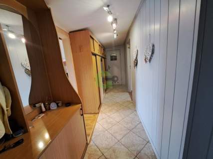 Nietuzinkowe mieszkanie na strychu   47 m , Raków