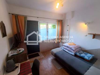 Połowa domu 240m2/8 pokoi/ Krynica Morska