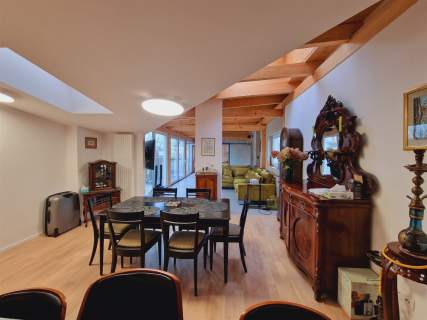 APARTAMENT Z WIDOKIEM NA OGRODY I PANORAMĘ MIASTA