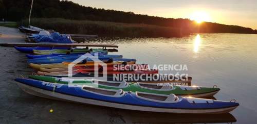 Urokliwy ośrodek nad morzem i jeziorem Nowęcin