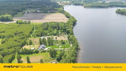 Działka nad jeziorem Ciemino