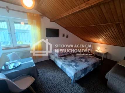 Połowa domu 240m2/8 pokoi/ Krynica Morska