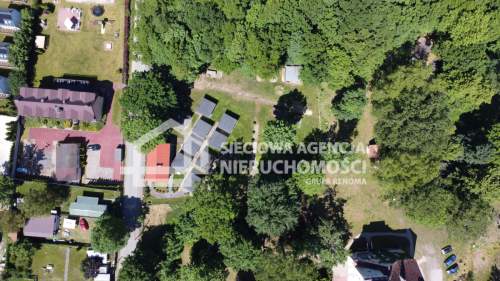 Urokliwy ośrodek nad morzem i jeziorem Nowęcin