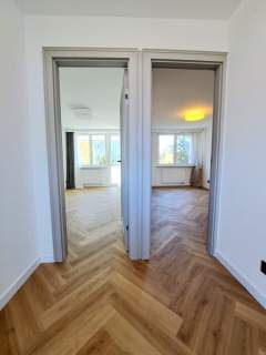 -ŚWIEŻO PO REMONCIE-MED.MIEJSKIE-BALKON 4m2-ZIELEŃ