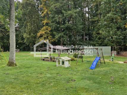 Urokliwy ośrodek nad morzem i jeziorem Nowęcin