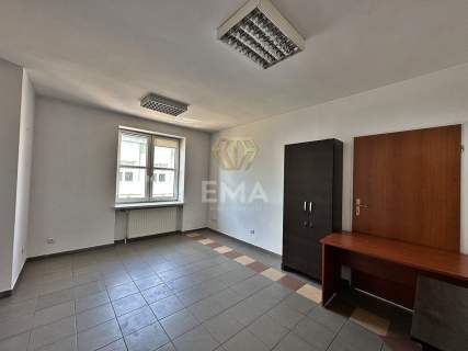 Lokal użytkowy w centrum 127 m2.