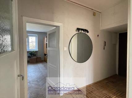 Dwa oddzielne pokoje, widna kuchnia, balkon-Ochota