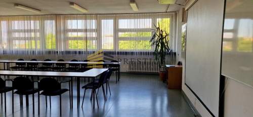 Budynek biurowo-usługowy Centrum Klimatyzacja