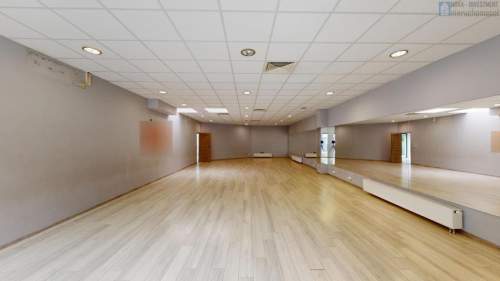 3 duże sale ćwiczęń c.o. miejskie ścisłe centrum