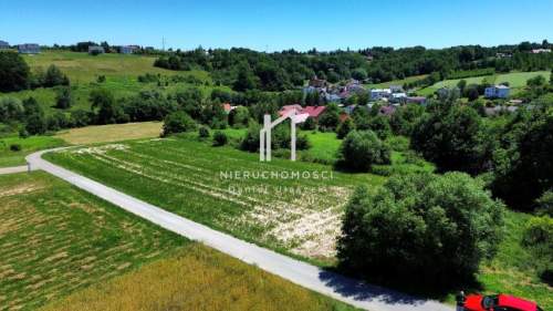 DWIE DZIAŁKI BUDOWLANE W TRZCINICY PO 17AR