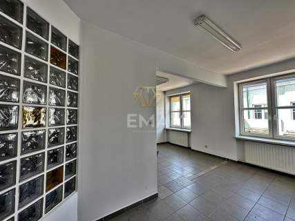 Lokal użytkowy w centrum 127 m2.