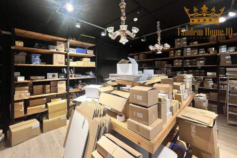 Do wynajęcia lokal 190m2, 3 poziomy, ogródek