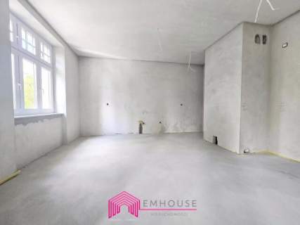 Apartament klasy premium w odrestaurowanej willi