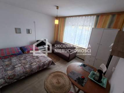Połowa domu 240m2/8 pokoi/ Krynica Morska