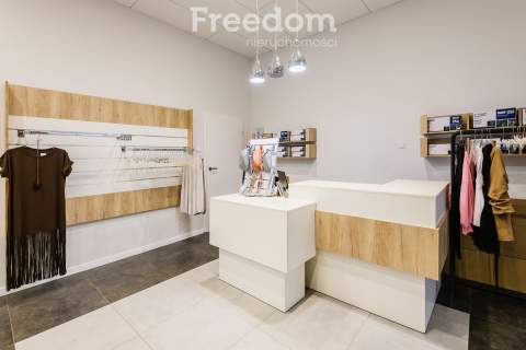 Lokal usługowy o powierzchni 102 m2 w Ostródzie