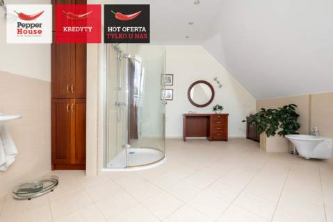 Rezydencja, 3000m2 działka, pompa ciepła