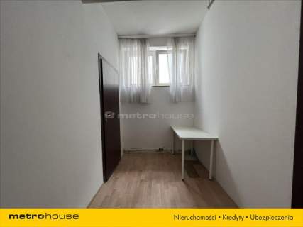 Dwupoziomowy lokal użytkowy na Kabatach