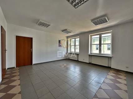 Lokal użytkowy w centrum 127 m2.