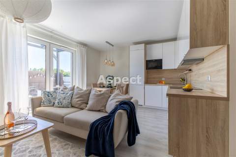 Apartament z ogródkiem i miejscem parkingowym