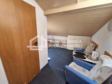 Połowa domu 240m2/8 pokoi/ Krynica Morska