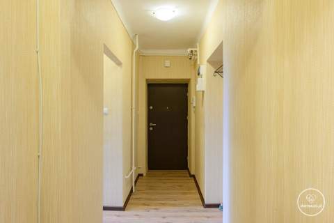 ŚRÓDMIEŚCIE KAMIENICA 3 POKOJE 49m2 BALKON