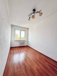 4 pokoje os. Artkońskie ul. Chopina Balkon