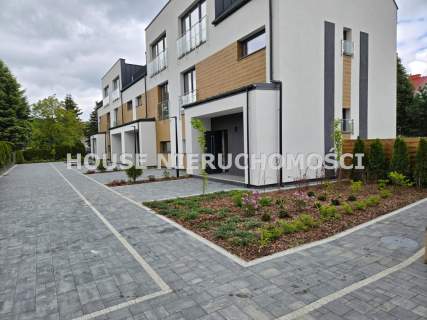 Segment blisko Stawów Walczewskiego WKD 350 m2