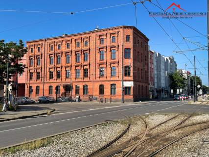 Nowoczesny biurowiec pod szkołę, hotel, siedzibę