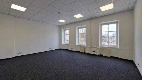 Lokale biurowo-użytkowe, Łódź, Górna, Suwalska 16