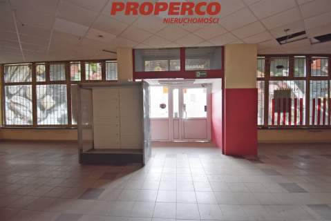 Lokal, 287,6m2, parter, Baranówek, ul. Petyhorska