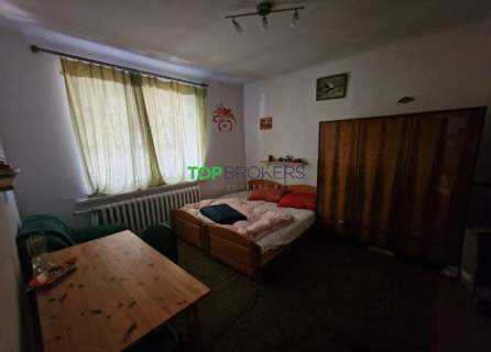 Dom wolnostojący do remontu koło lotniska Chopina