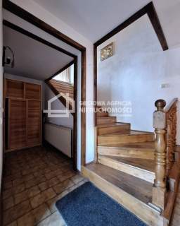 Połowa domu 240m2/8 pokoi/ Krynica Morska
