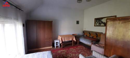 DOM W ZABUDOWIE BLIŹNIACZEJ 800 METRÓW OD CENTRUM 