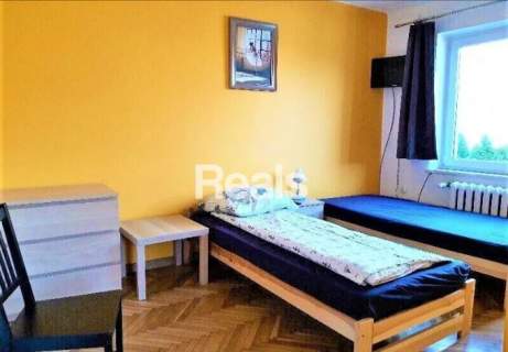 Hostel, dwa budynki, 17 pokoi, całość wynajęta