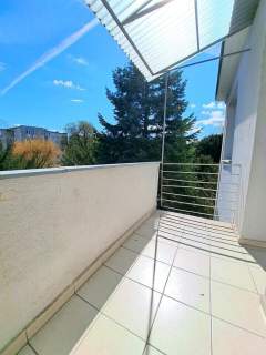 -ŚWIEŻO PO REMONCIE-MED.MIEJSKIE-BALKON 4m2-ZIELEŃ