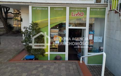 Lokal z witryną pod gastronomie przy głównej ulicy